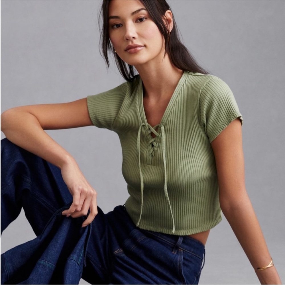 Anthropologie Lace Up Baby Tee Ribbed Moss Green Size‎ Small Minimalist Staple